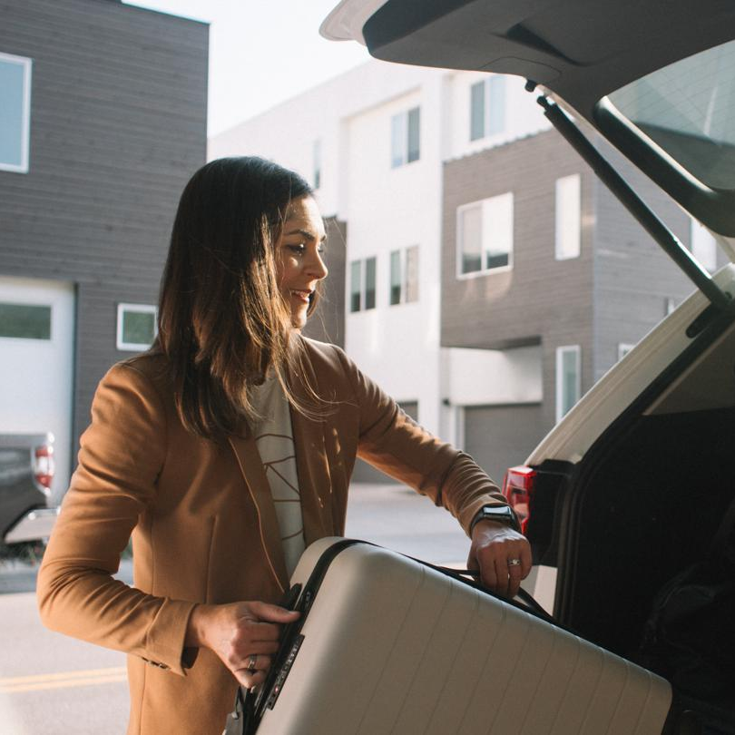 Alto vehicle trunk with branded items and premium details